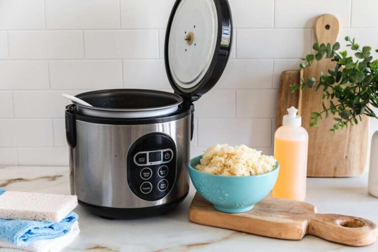 How To Clean And Maintain A Slow Cooker Properly