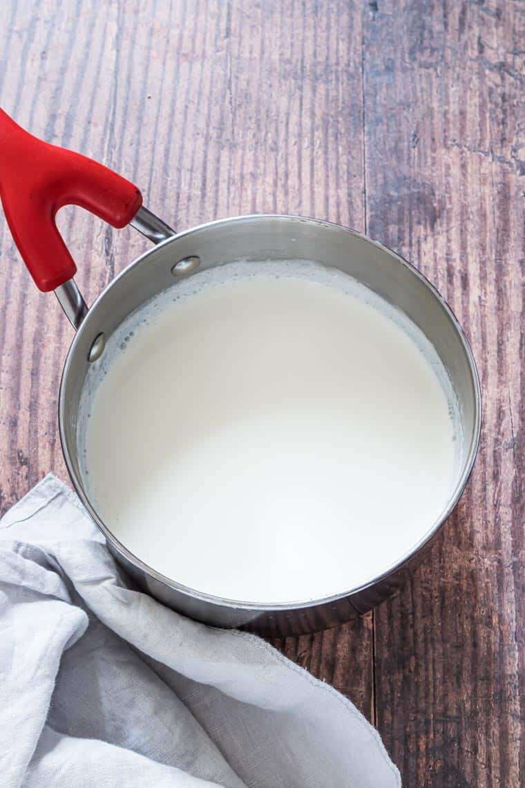How To Scald Milk In The Microwave: Quick Safe Method