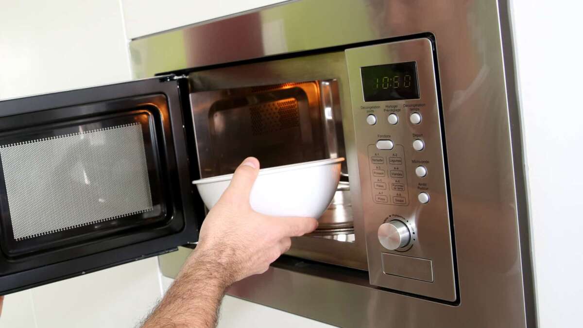 What Does PF Mean On A Microwave: Easy Fix Guide