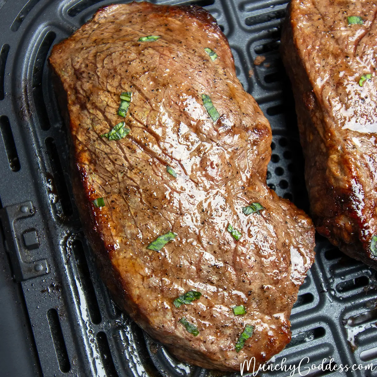 How Long To Cook Sirloin Steak In Air Fryer