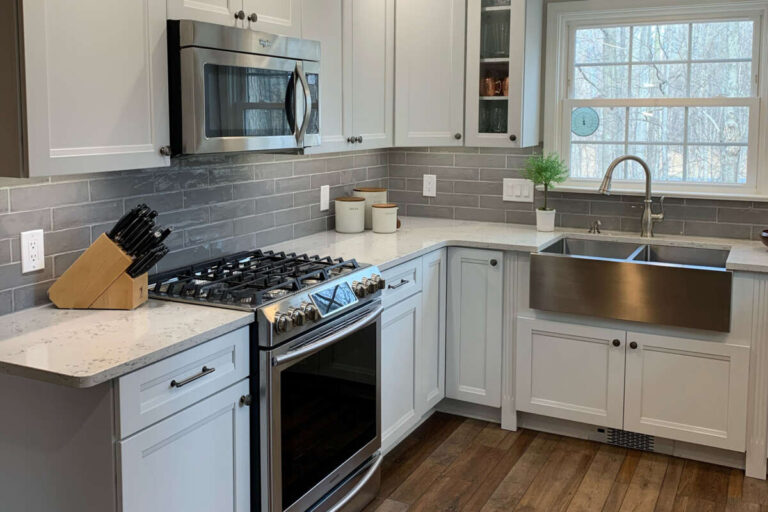 Can A Countertop Microwave Be Put In A Cabinet