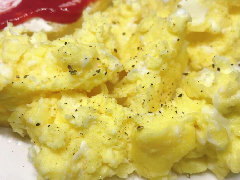 How To Make Scrambled Eggs In A Microwave Without Milk